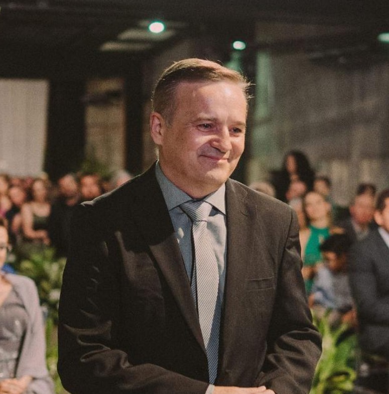 Ademir Ferreira Leite